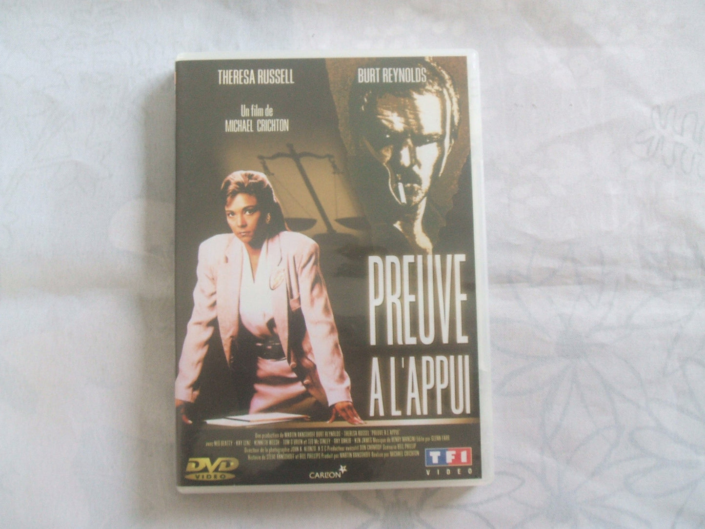 Livrenpoche : Preuve A L'appui - Michael Crichton - DVD