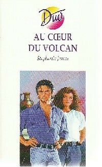 Livrenpoche : Au coeur du volcan - Stephanie James - Livre