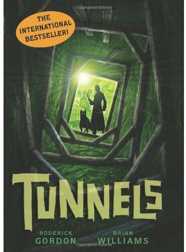 Livrenpoche : Tunnels - Roderick Gordon - Livre