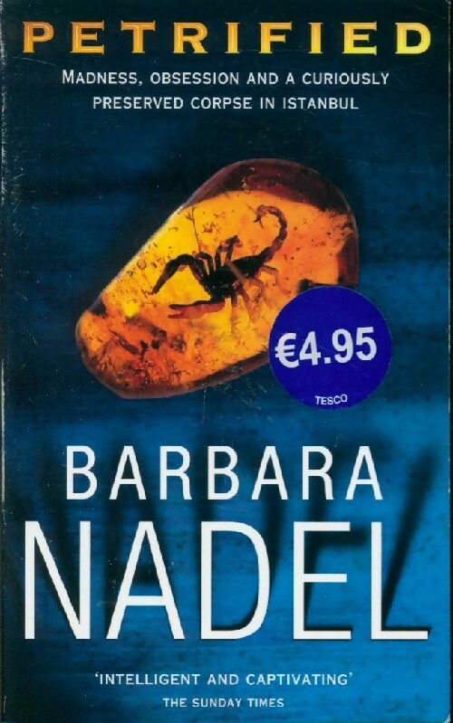 Livrenpoche : Petrified - Barbara Nadel - Livre