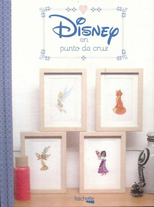 Livrenpoche : Disney en punto de cruz - Hachette Heroes - Livre