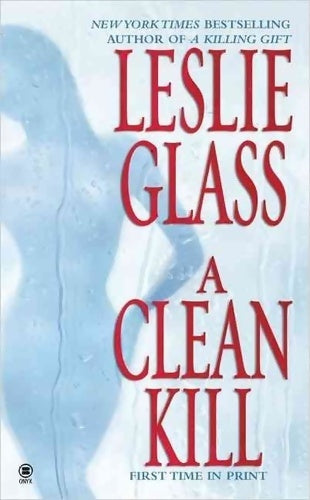 Livrenpoche : A clean kill - Leslie Glass - Livre