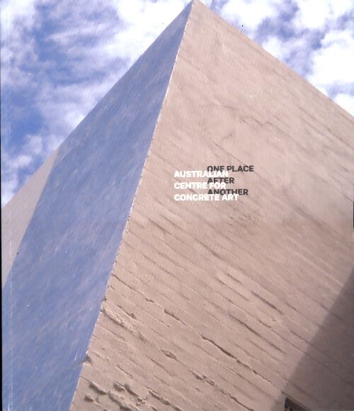 One place after another - Collectif - Livre