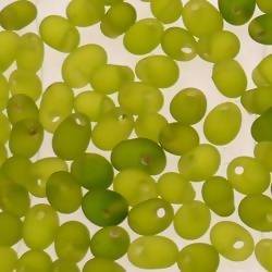 Perles en verre forme de petite goutte Ø5mm couleur vert olive givré (x 10)