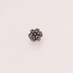 Perle en métal mini fleur 6mm couleur argent vielli (x 1)