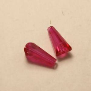 Perles en cristal AAA conique 6x12mm couleur fushia transparent (x 2)