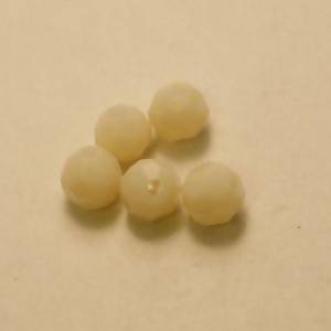 Perle en verre ronde facettes Ø6mm couleur blanc cassé opaque (x 5)
