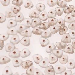 Perles en verre forme petit triangle couleur transparent (x 10)
