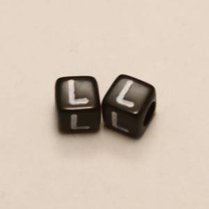 Perles Acrylique Alphabet Lettre L 6x6mm carré blanc sur fond noir (x 2)