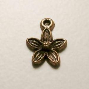 Perle en métal breloque fleur 5 pétales 10mm couleur cuivre (x 1)