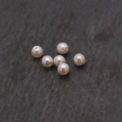 Perle en verre ronde nacrée Ø4mm couleur crème (x 6)