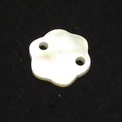 Perle en nacre forme fleur Ø12mm 2 trous (x 1)