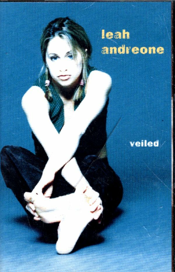 Livrenpoche : Leah Andreone - Veiled - Leah Andreone - Cassette