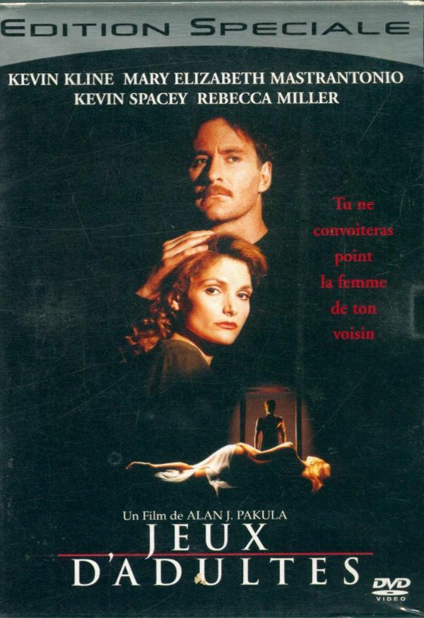 Livrenpoche : Jeux d'adultes - Alan J. Pakula - DVD