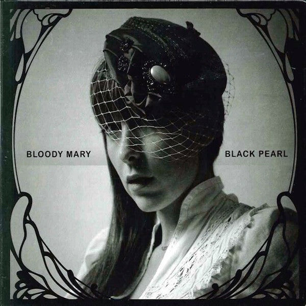 Livrenpoche : Black Pearl - Bloody Mary - CD