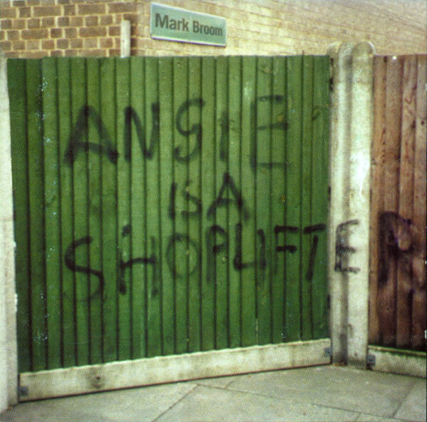 Livrenpoche : Mark Broom - Angie is a shoplifter - Mark Broom - CD
