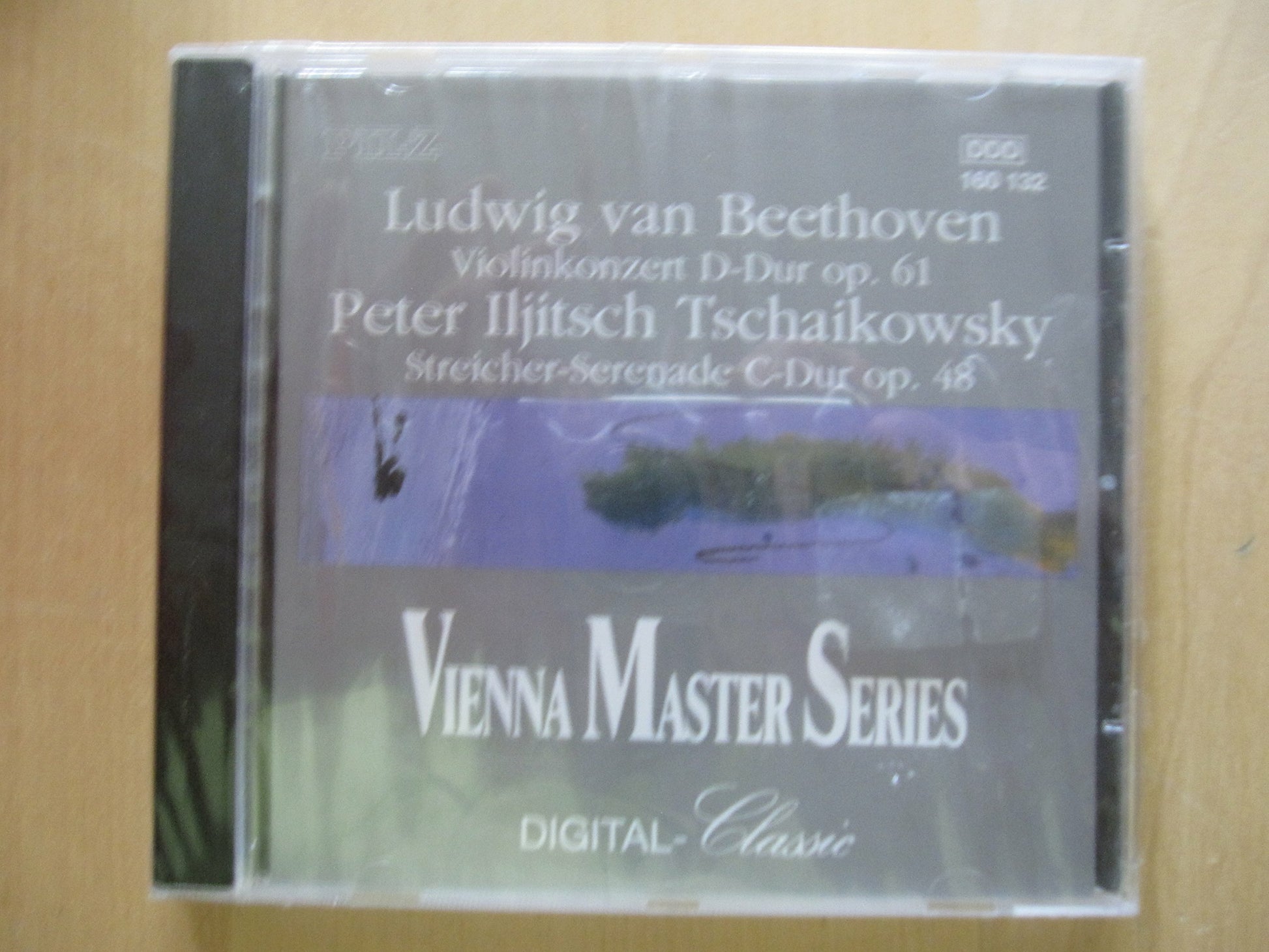 Livrenpoche : Ludwig Van Beethoven - Violin concerto in D major, Tschaikowsky - Serenade for strings - Tschaikowsky, Alexander Pervomasky - CD