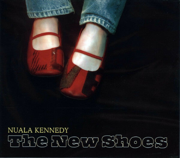 Livrenpoche : Nuala Kennedy - The new shoes - Nuala Kennedy - CD