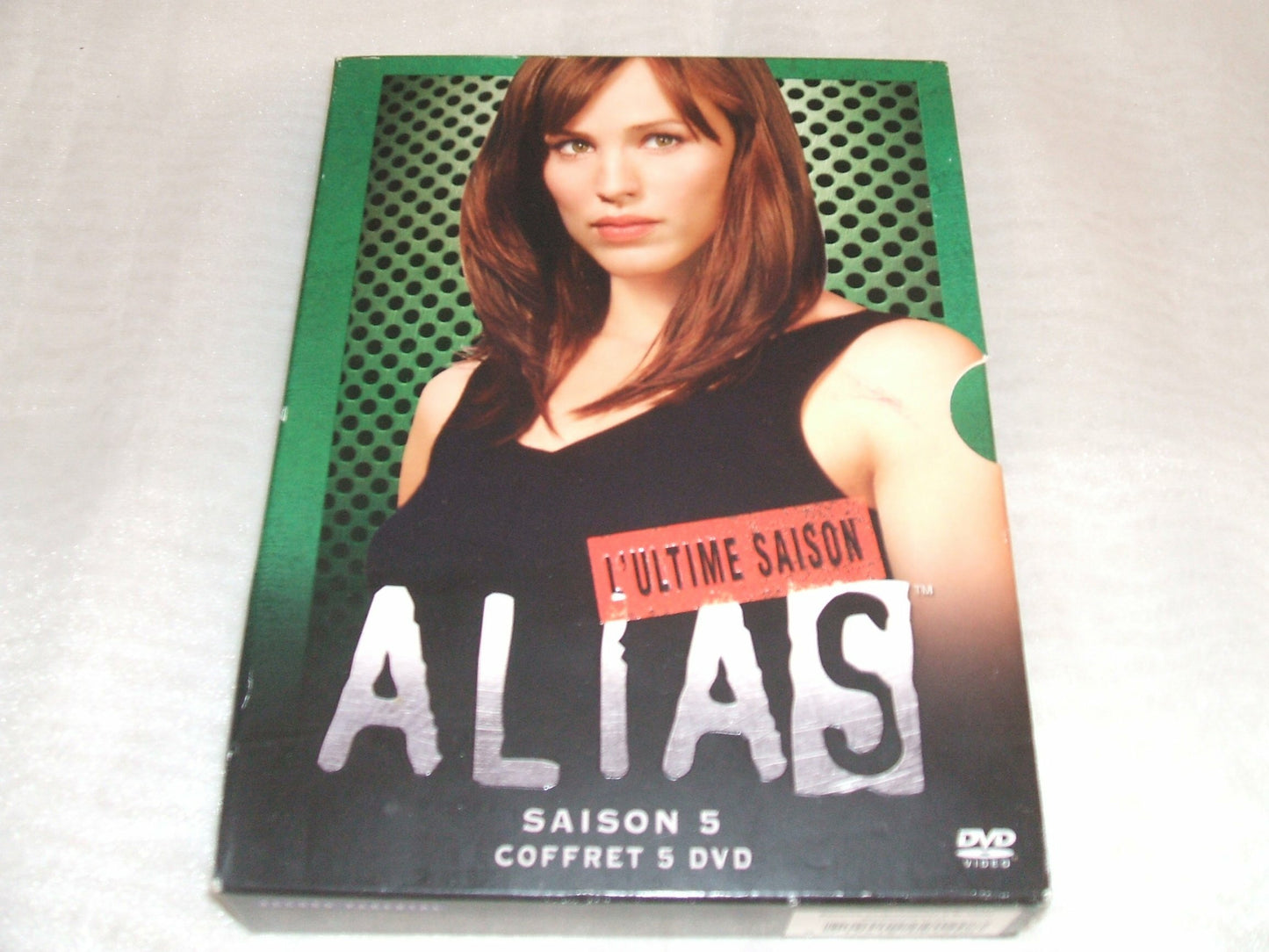 Livrenpoche : Alias - L'Intégrale Saison 5 - Édition 5 DVD - Tucker Gates, Ken Olin, Karen Gaviola, Jamie Babbit, Jay Torres, Frederick E.O. Toye, Jeffrey Bell, Richard Coad, Donald E. Thorin Jr., Robert M. Williams Jr. - DVD