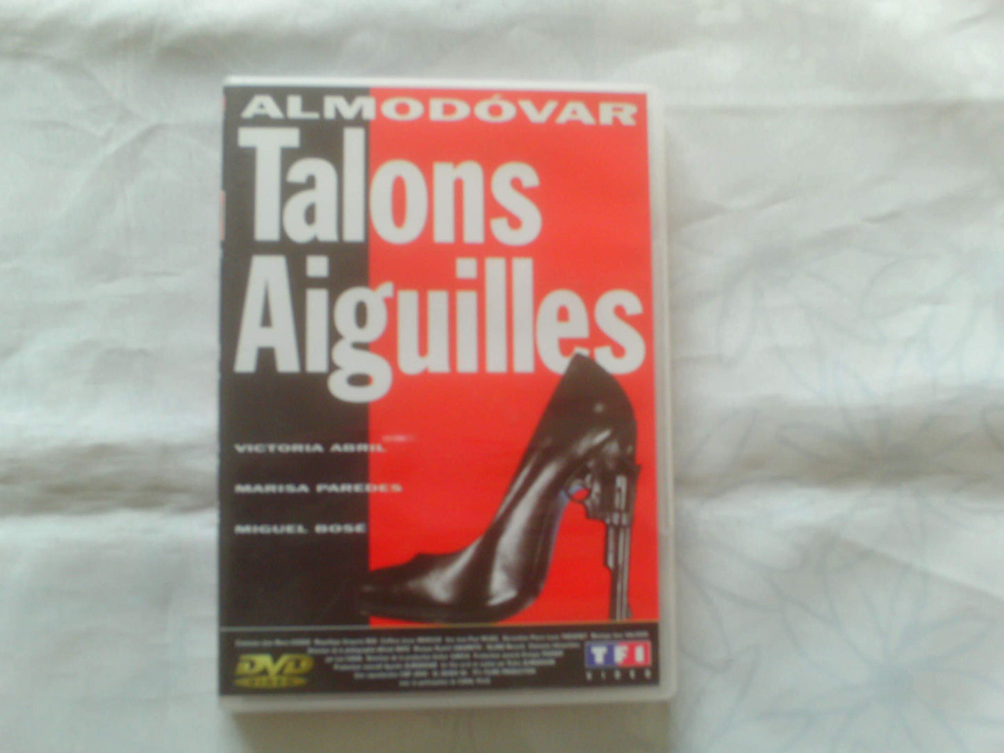 Livrenpoche : Talons Aiguilles - Pedro Almodóvar - DVD