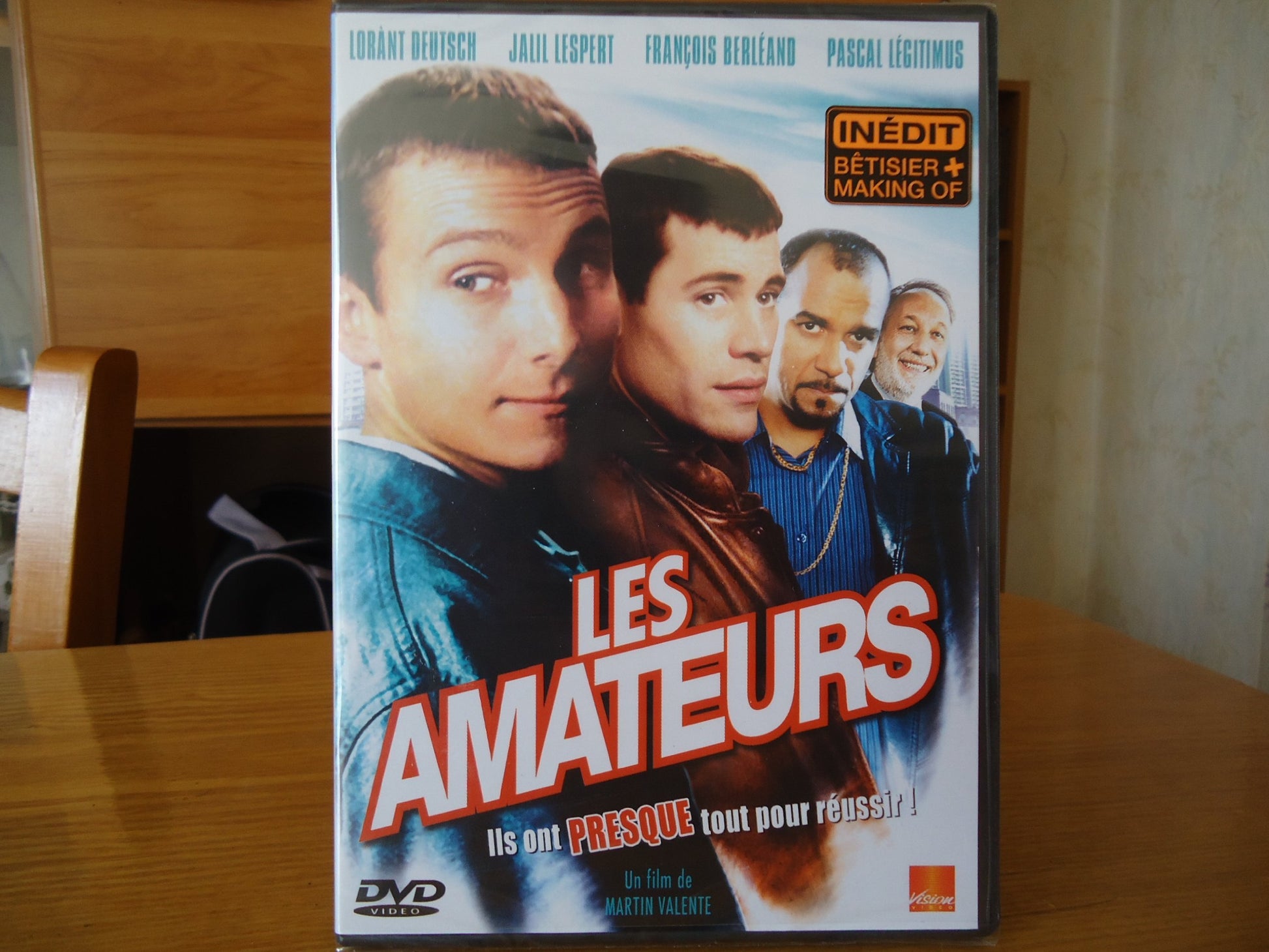 Livrenpoche : Les Amateurs (Import belge) - XXX - DVD