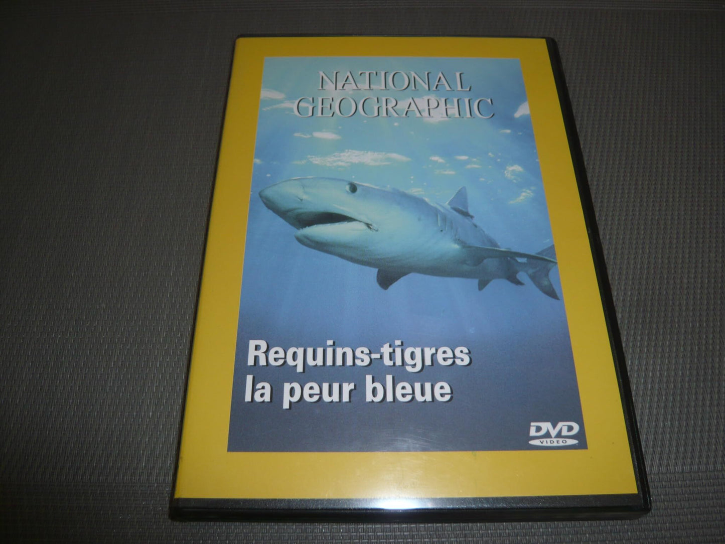 National Geographic : Requins-tigres, la peur bleue - XXX - DVD