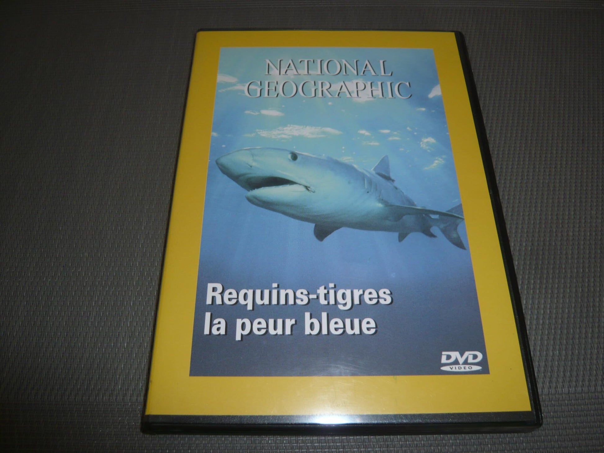 National Geographic : Requins-tigres, la peur bleue - XXX - DVD