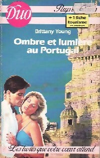 Livrenpoche : Ombre et lumière au Portugal - Brittany Young - Livre