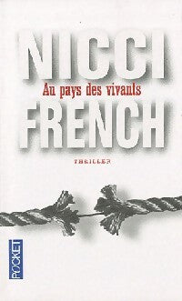 Livrenpoche : Au pays des vivants - Nicci French - Livre