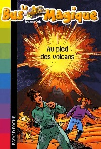 Livrenpoche : Au pied des volcans - Joanna Cole - Livre
