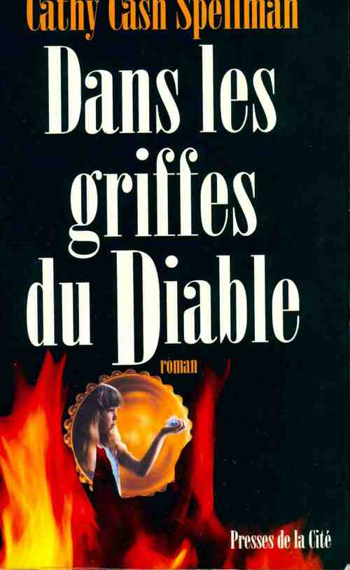 Livrenpoche : Dans les griffes du diable - Spellman Cathy Cash - Livre