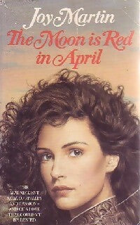 Livrenpoche : The Moon is Red in April - joy Martin - Livre