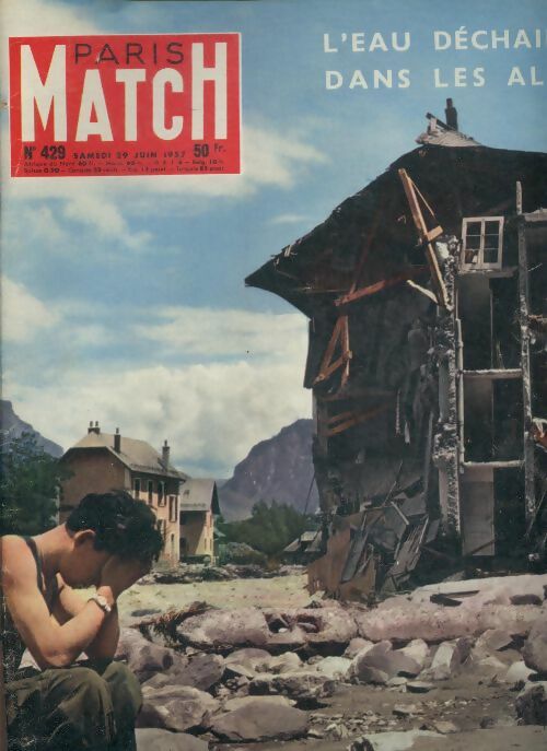 Livrenpoche : Paris Match n°429 : L'eau déchaînée dans les Alpes - Collectif - Livre