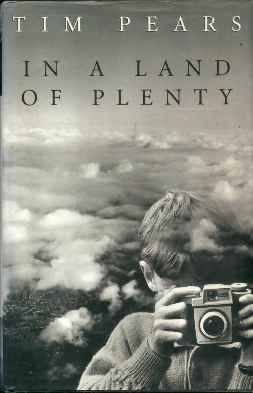 Livrenpoche : In a land of plenty - Tim Pears - Livre
