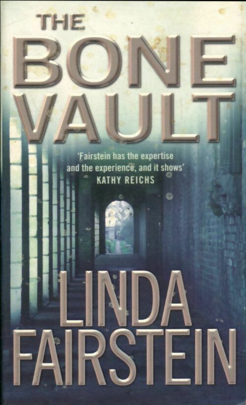 Livrenpoche : The bone vault - Linda Fairstein - Livre