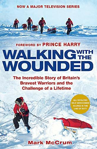 Livrenpoche : Walking with the wounded - Mark Mccrum - Livre