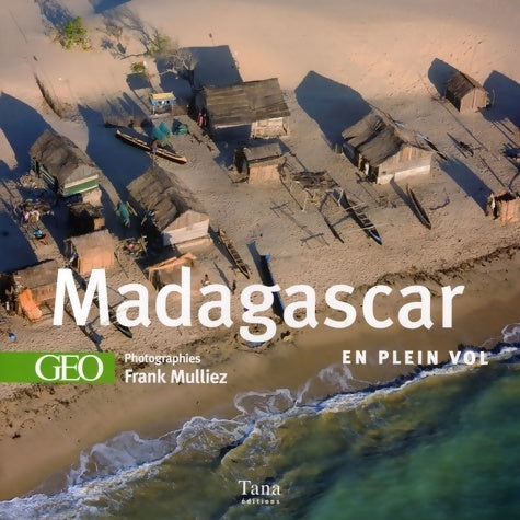 Livrenpoche : Madagascar EN PLEIN VOL - Philippe LECADRE - Livre