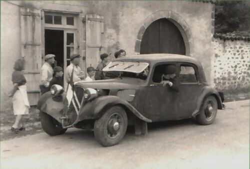Livrenpoche : Un jour le grand bateau viendra : Chroniques de la résistance - Louis Boyé - Livre