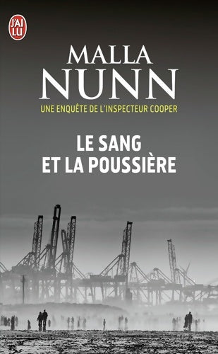 Livrenpoche : Le sang et la poussière - Malla Nunn - Livre