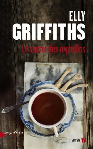 Livrenpoche : Le Secret des orphelins - Elly Griffiths - Livre