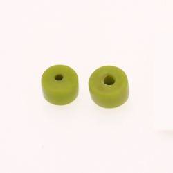 Perles en verre forme petit cylindre couleur vert pomme opaque (x 2)
