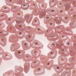 Perles en verre forme petit triangle couleur rose brillant (x 10)