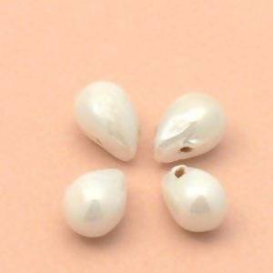 Perles en verre forme de grosses gouttes couleur blanc brillant (x 4)