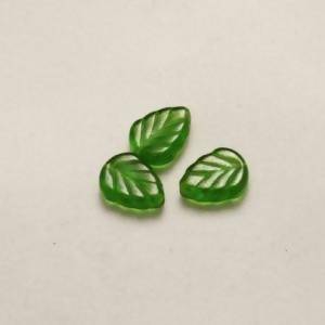 Perles en verre tchèque forme feuille Ø8mm vert transparent (x 3)