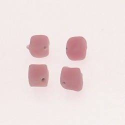 Perle en verre forme cube 7x7mm couleur rose givré (x 4)