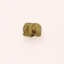 Perle résine forme éléphant vert clair 10x12mm (x 1)