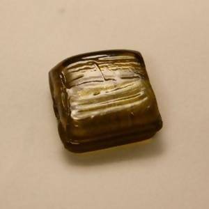 Perles en verre forme carré feuille argent 18x18mm couleur marron clair (x 1)