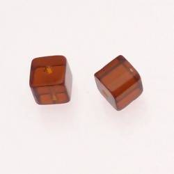 Perle en verre petit cube 8x8x8mm couleur ambre transparent (x 2)