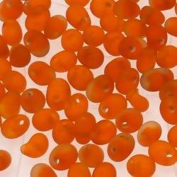 Perles en verre forme de petite goutte Ø5mm couleur orange clair givré (x 10)