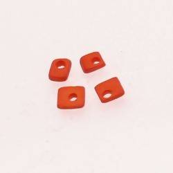 Perles en bois léger forme carré plat 5x5mm couleur orange (x 4)